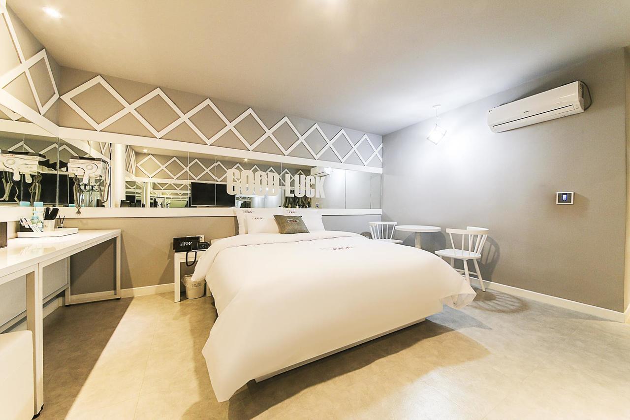 Cheongju Ocean Hotel エクステリア 写真